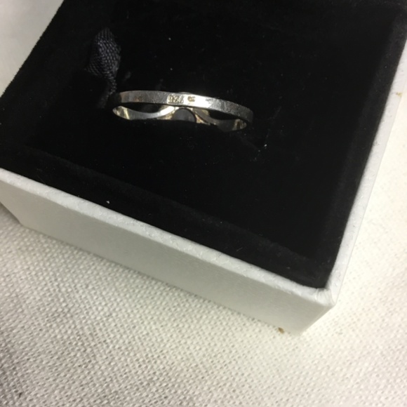 Beautiful Brown Gemstone Sterling Silver Ring - Picture 2 of 3